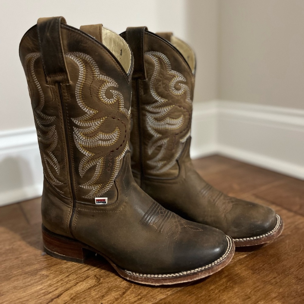 Rockin Leather Cowgirl Boots- size 7